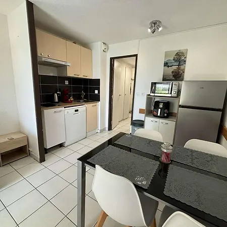 Apartment 2 Pieces Avec Terrasse Et Vue Piscine A La Bocca - Fr-1-609-112